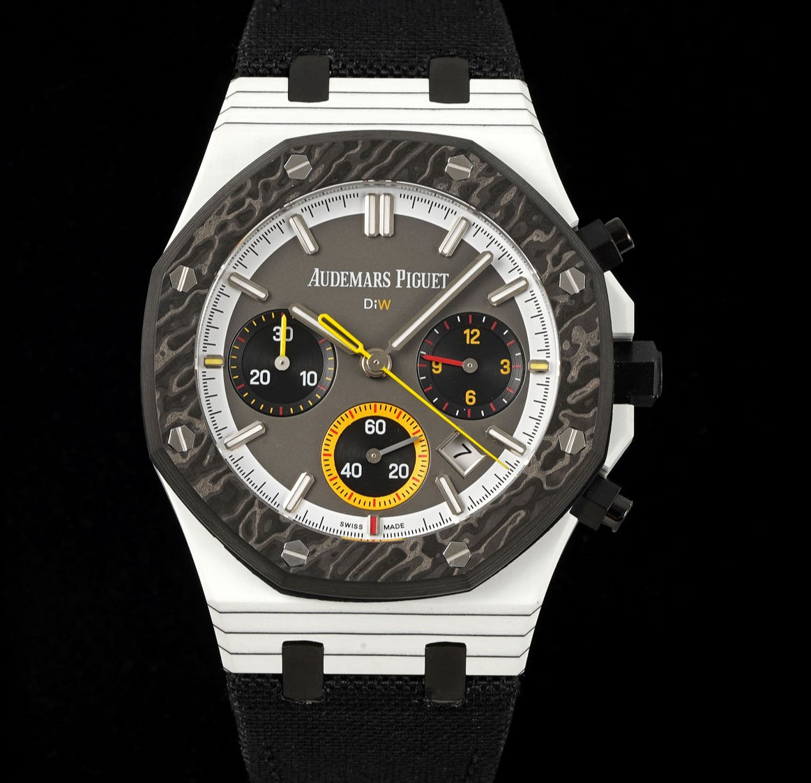 AAA Replica Audemars Piguet Royal Oak 26240 DIW Factory Carbon Fiber Mens Watch | aaafactory.io